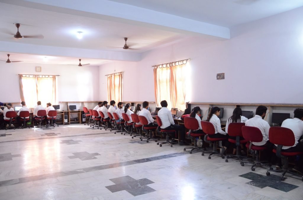 Fully Furnished Labs